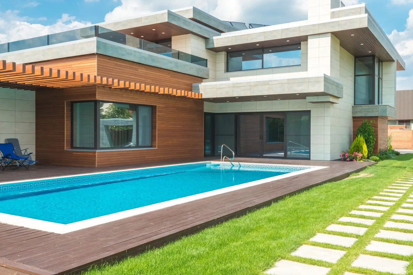 Swimming pool builders serving Coolamon, NSW